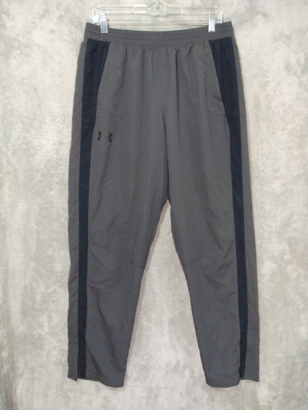 Under Armour Pants Mens Large Gray Sportstyle Woven Loose HeatGear Mesh Lined